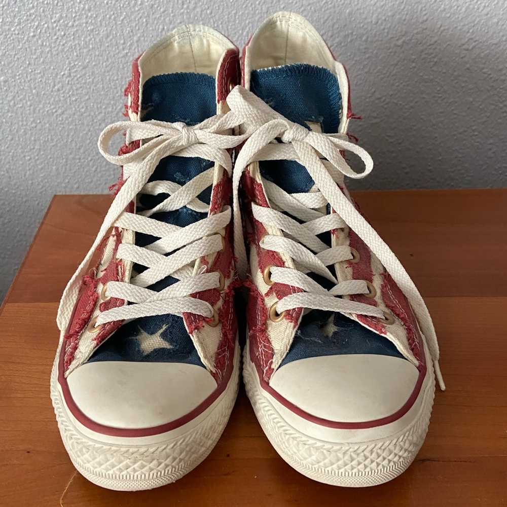 🎉Host pick🎉 RARE Converse Chuck Taylor All Star High Tops